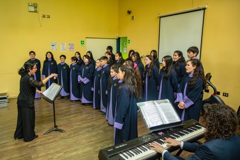 El Coro Infantil del Teatro Municipal de Temuco celebra sus 20 años con una itinerancia por centros comunitarios de la ciudad